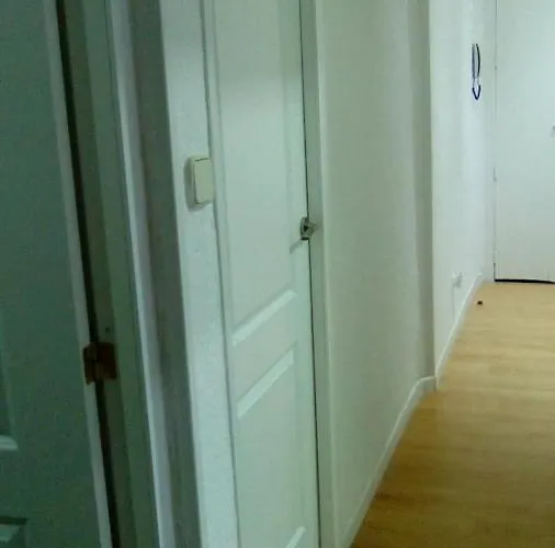 Apartamento En Legazpi De 3 Dormitorios Pequenos